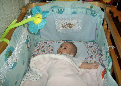 Шьем бортики в кроватку для новорожденных